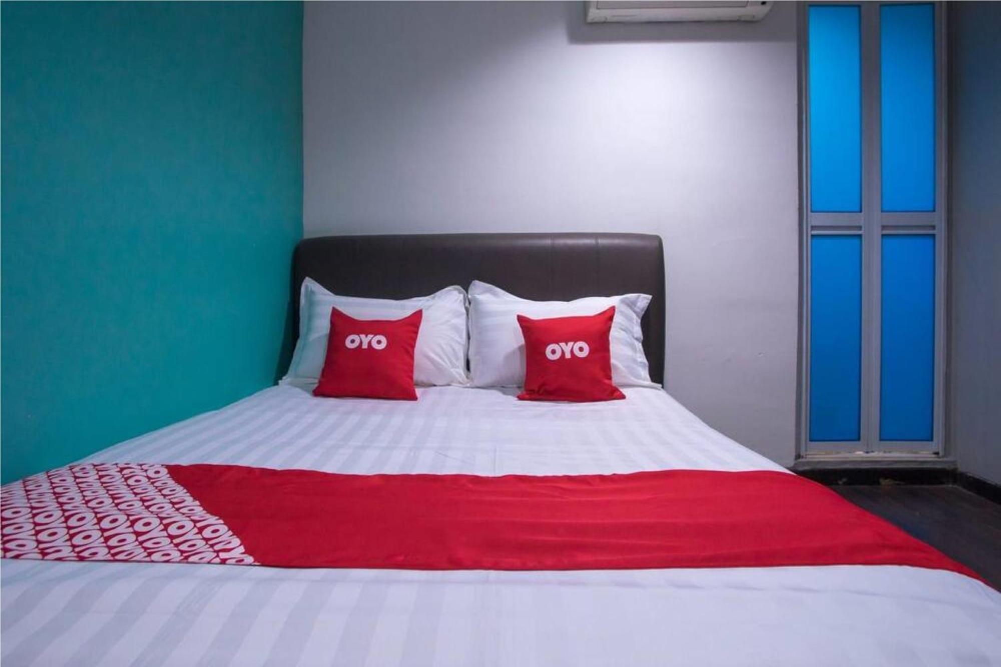 Oyo 90281 Hotel Taj Seksyen 13 Shah Alam Buitenkant foto