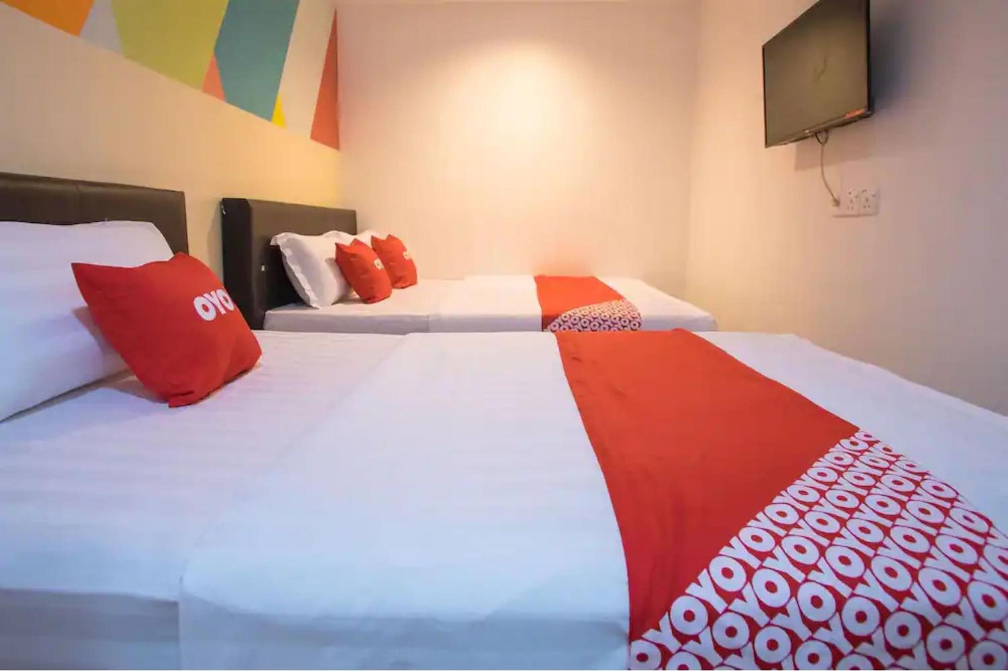 Oyo 90281 Hotel Taj Seksyen 13 Shah Alam Buitenkant foto